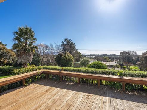 87 Huia Street, Waikanae