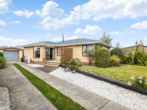 38 Boston Avenue, Hornby