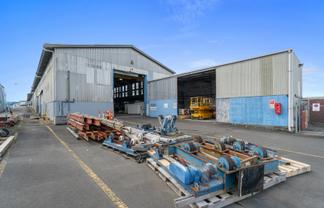 Large warehouse in Central Te Rapa