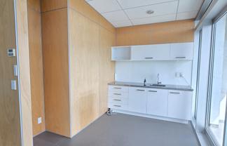 Modern gem on Barrys