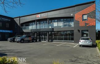 High-Profile Office, Showroom or Retail Space