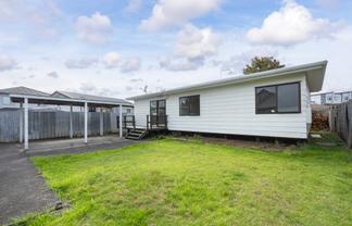 2/9 Cornwall Road, Mangere