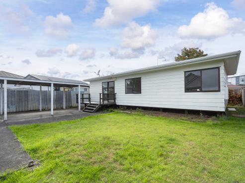 2/9 Cornwall Road, Mangere