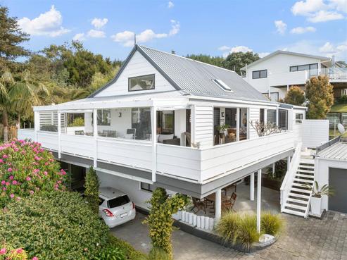215 Russell Bruce Place, Onemana