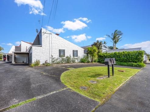 2/19 Seaview Avenue, Northcote
