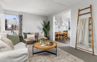 16 Cleveland Street, Edgeware