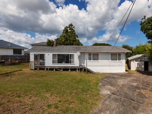 54 Saint Leonards Road, Kelston