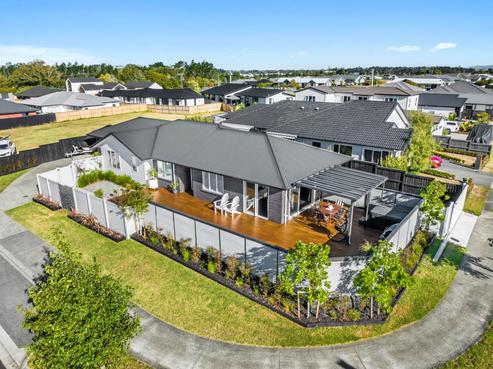 30 Raymond Grace Avenue, Huapai
