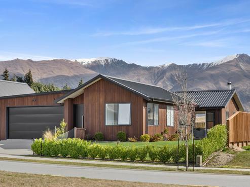 4 Robrosa Street, Wanaka