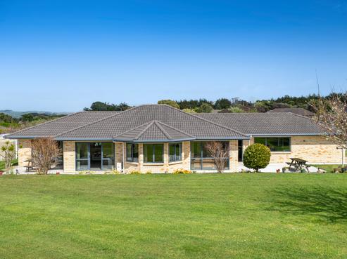 16 Omana Avenue, Shelly Beach