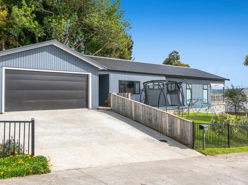 4 Saint Julia Court, Helensville