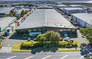 SIMPLY SUPERB DISTRIBUTION / STORAGE OPPORTUNITY
