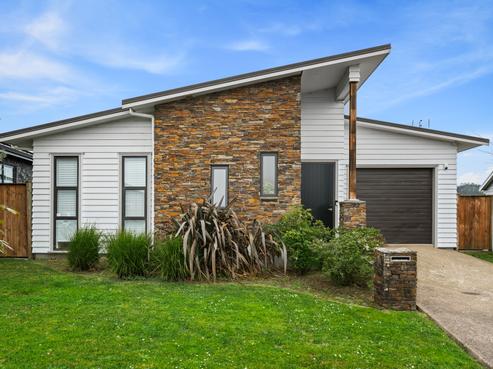 18 Ara Kakara Avenue, Huapai