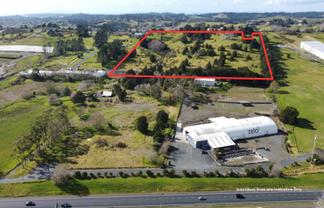 2086 East Coast Road, Silverdale