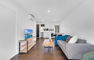 69 Te Puketoka Lane, Mangere