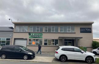 High and Low Stud Warehouse and Support Offices