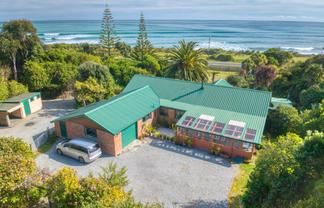 2A Golden Sands Road, Barrytown