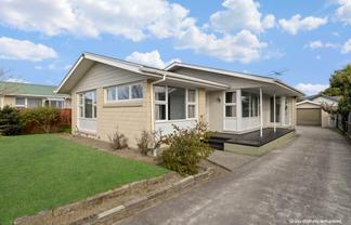 76 Pages Road, Linwood