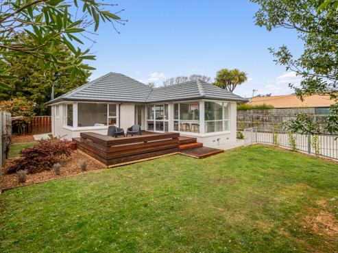 829 Ferry Road, Woolston