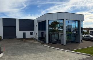 Priced to Lease – Highly Exposed Position 