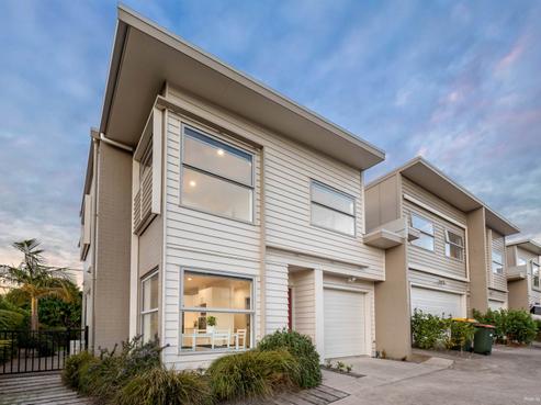 10 Karauria Lane, Orewa