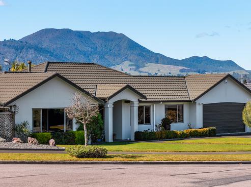 5 Woburn Place, Nukuhau