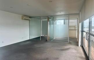 Modern, Light Filled Office