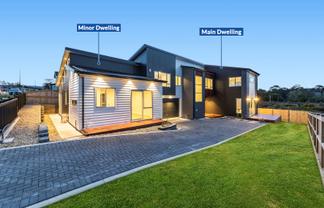 8 & 8a Kiokio Place, Swanson