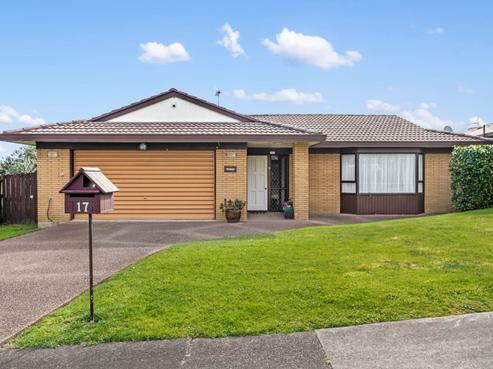 17 Parramatta Place, Botany Downs