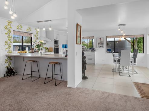 386 Otaika Valley Road, Otaika