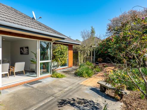 23 Wittys Road, Avonhead