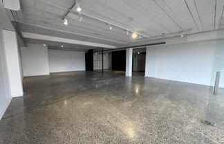 STYLISH TAKAPUNA GROUND FLOOR OFFICE
