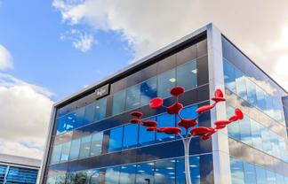 CONVENIENT CO-WORKING ON CONSTELLATION
