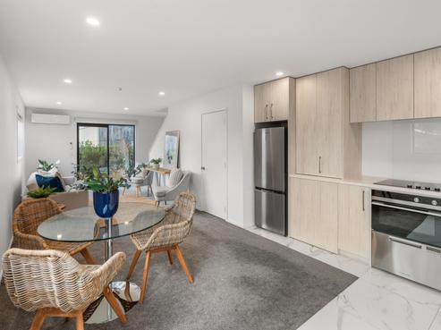 20/241 Lincoln Road, Addington
