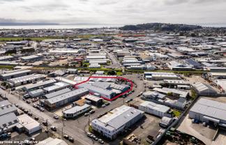 Flexible 2400sqm Onekawa warehousing