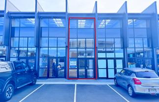 Affordable retails available in Mt Wellington