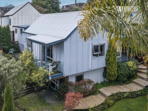 11B Hunter Avenue, Richmond