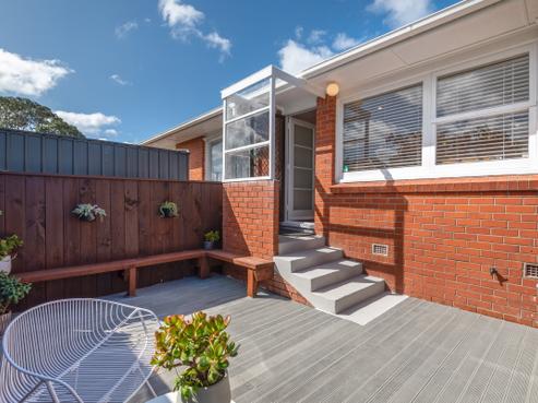 2/134 Onewa Road, Northcote