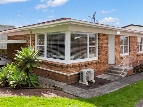 1/17 Woodall Place, Totara Vale
