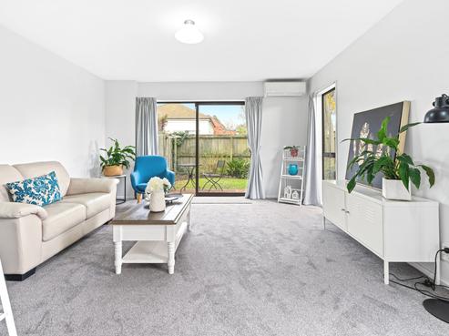 1/96 Poulson Street, Addington