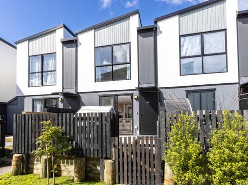 42 Hinonga Loop, Silverdale