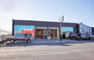 Prime automotive/trade retail precinct