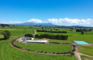 701 Richmond Road, Lepperton