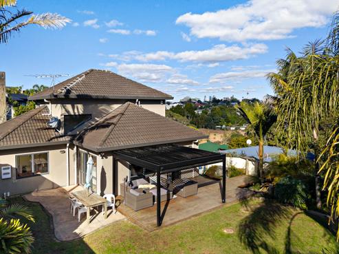 24 Bush View Lane, Northcote Point