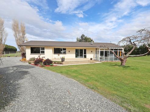 77 Millton Park Road, Mill Road