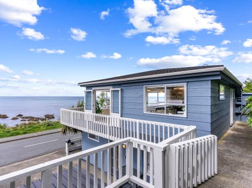 118 Owhiro Bay Parade, Owhiro Bay