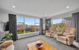 17 The Half Mile, Alexandra