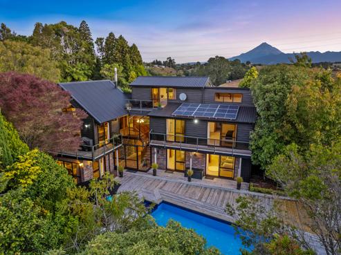 12 Ridgewood Drive, Frankleigh Park