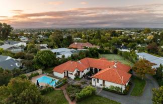 35 Greenwood Road, Havelock North