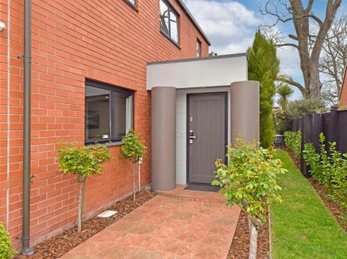 8 Haineswood Lane, Sockburn